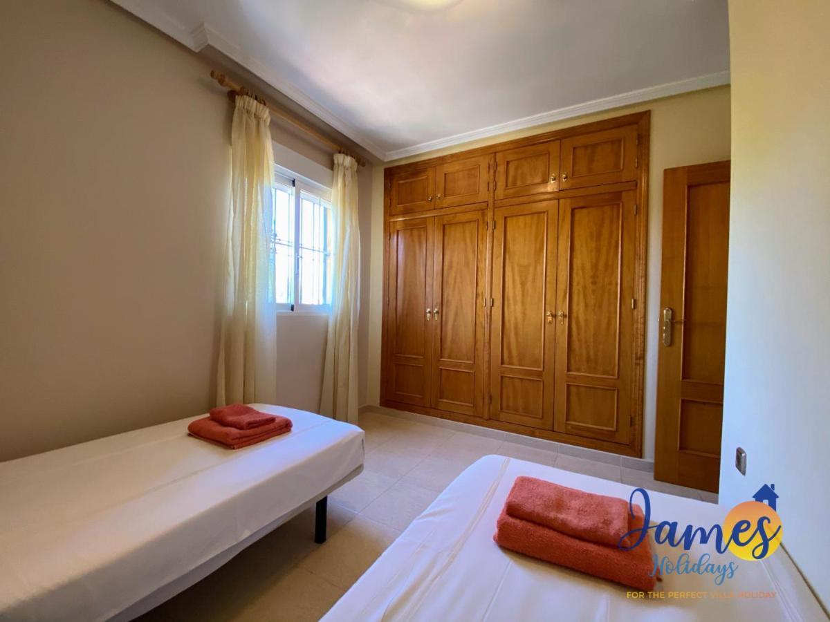 אוריהואלה Playa Golf R5 1St Floor Apartment With Comm Pool P248 מראה חיצוני תמונה